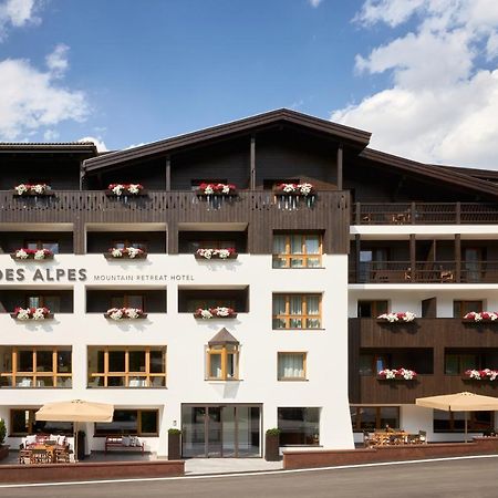 Hotel Des Alpes 拉维拉 外观 照片