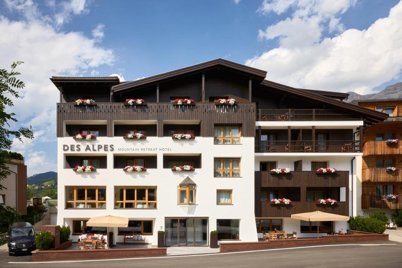 Hotel Des Alpes 拉维拉 外观 照片